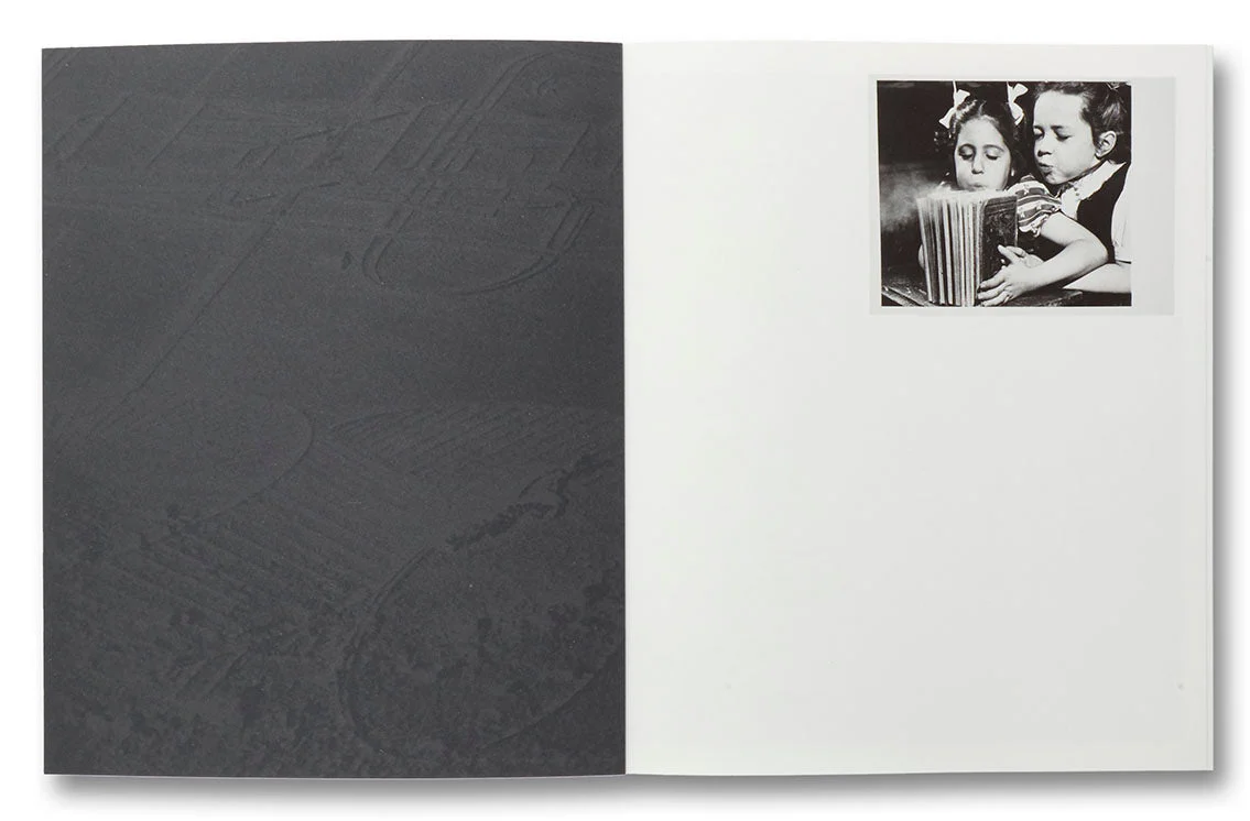a Handful of Dust (First edition) - Image 2
