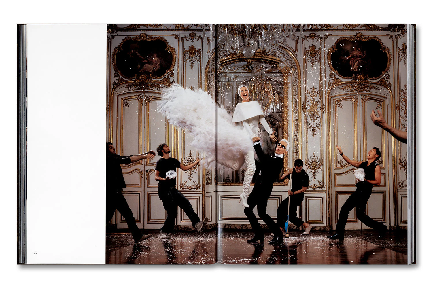 Chanel Haute Couture - Image 19