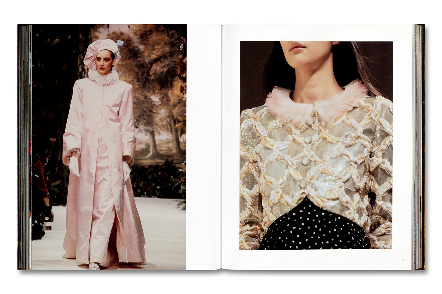 Chanel Haute Couture - Image 27