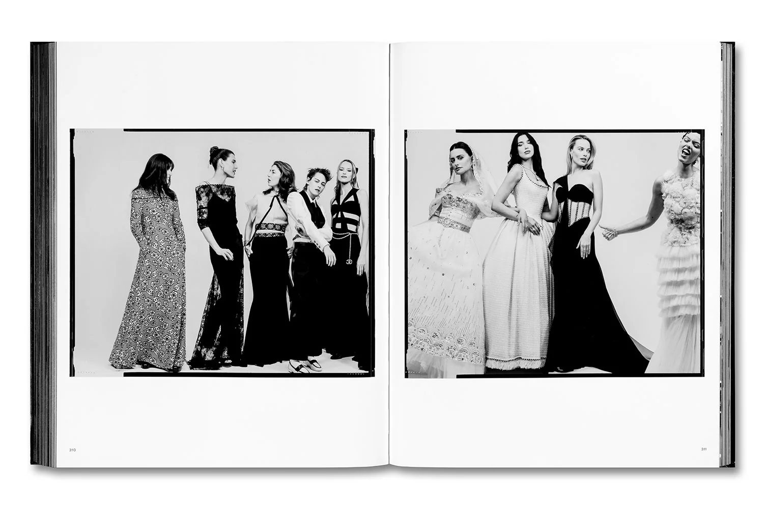 Chanel Haute Couture - Image 31
