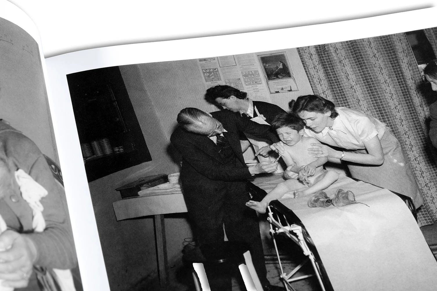 Close-ups from Afar: Selected Short and Longer Essays on Social Uses of Photography - Image 35