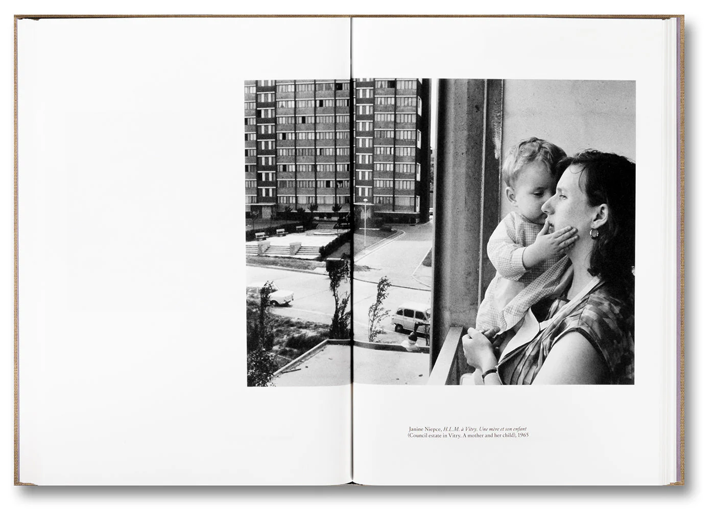 Exteriors: Annie Ernaux and Photography - Image 19