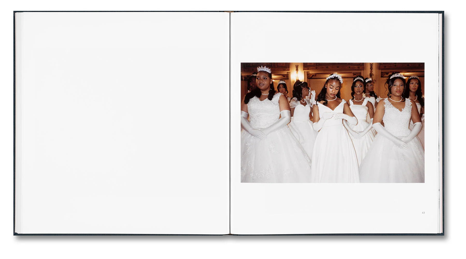 Social Season - Image 15