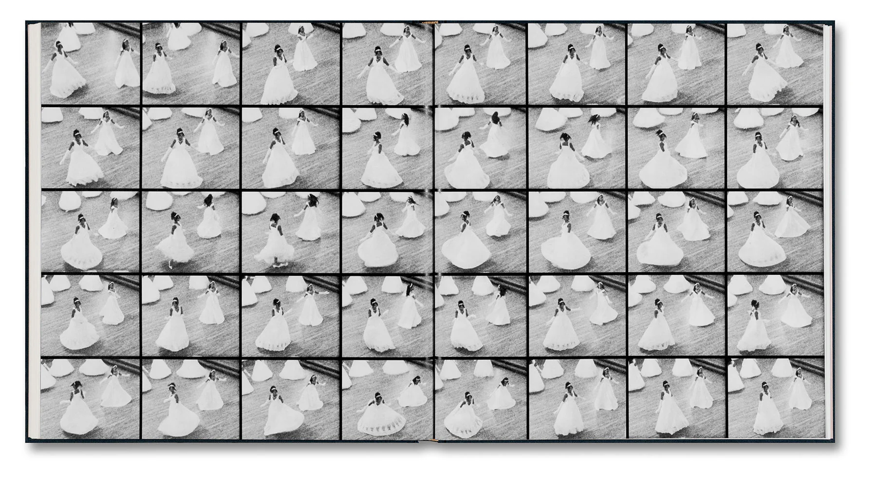 Social Season - Image 18