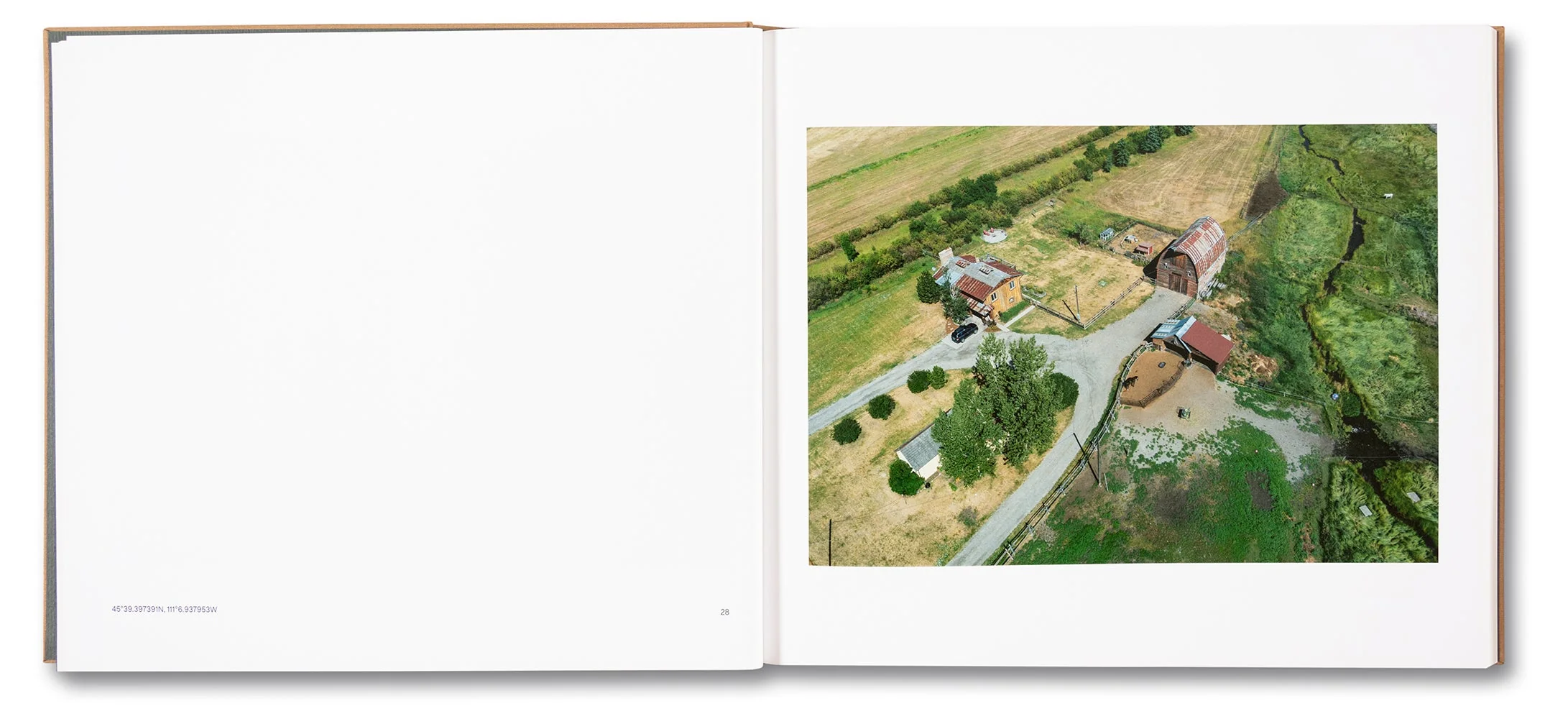 Topographies: Aerial Surveys of the American Landscape - Image 11
