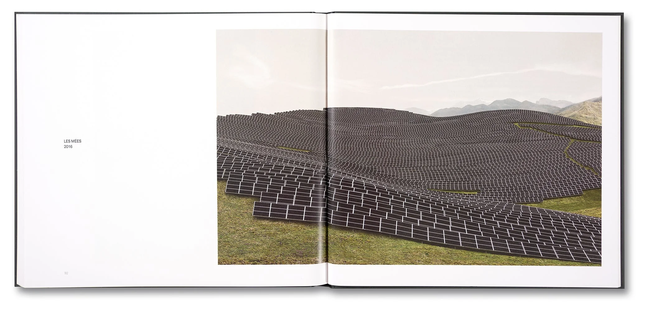 Visual Spaces of Today - Image 20